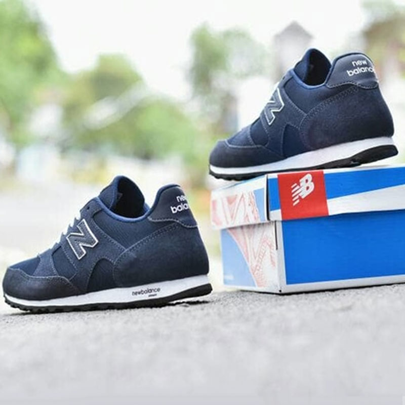  Sepatu  Kets New  Balance  Classic Grade Original SKNB1004 