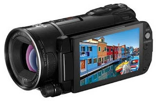 Reviews Canon Legria HF S200 - Bring bright moment for you
