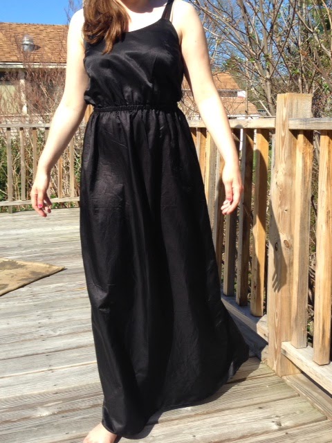 http://sewrachel.blogspot.com/2014/05/finished-silk-copy-cat-maxi-dress.html