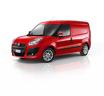 Fiat Doblo Cargo first official photos