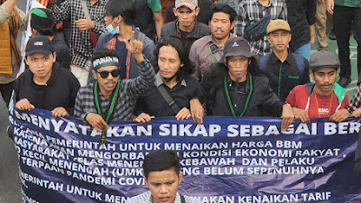 Mahasiswa Tolak Kenaikkan BBM