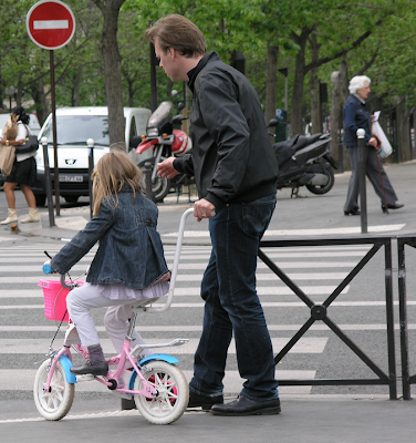 chic cyclist in training