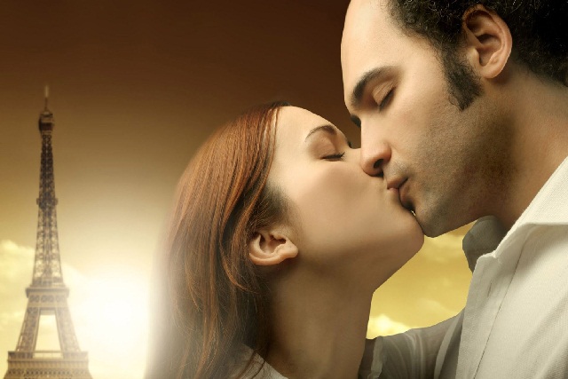 Why is kissing healthy?, real reasons kissing is actually good for you, 7 Reasons Why Kissing Is Good For Your Health, Amazing Health Benefits of Kissing Your Loved Ones