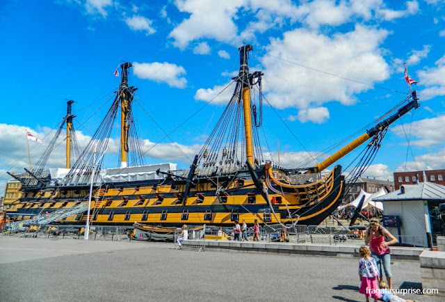 Navio HMS Victory, do almirante Nelson, exposto nos Estaleiros Históricos de Portsmouth, Inglaterra