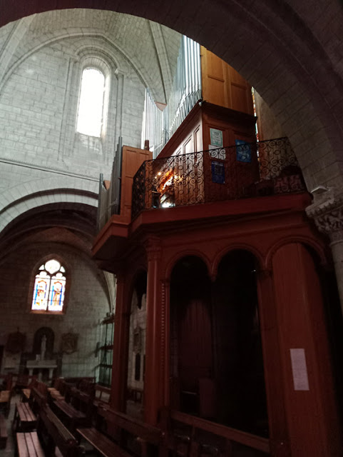 Organ, Eglise Saint Denis, Amboise, France. Photo by Loire Valley Time Travel.