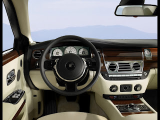 2010 Rolls Royce Ghost Dashboard 2 1920x1440