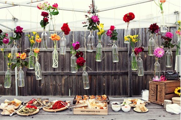 Backyard Wedding Theme