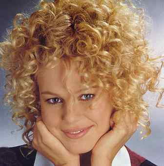 blonde Afro-American  Curly Hair Style