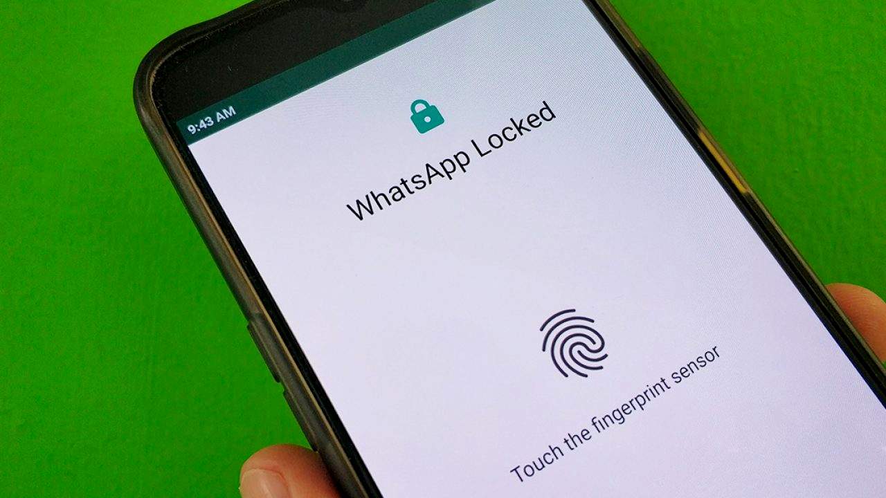 Cara Mengamankan WhatsApp dengan Sidik Jari (uptodown.com)