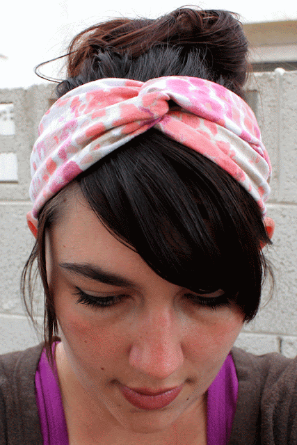 758 New baby headband out of shirt 3 Honeybee Vintage: DIY Twisted Turban Headband (from an old t shirt) 