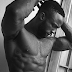 Shots fired! Model Ify Yolanda Jones comes for Iyanya and his abs 