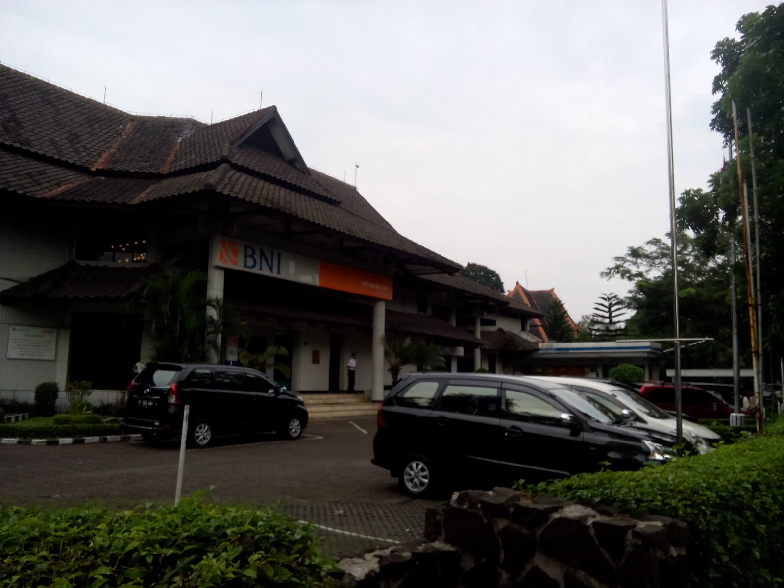 Kantor Cabang Perguruan Tinggi Bandung di Jalan Tamansari