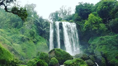 foto pemandangan curug sewu kendal