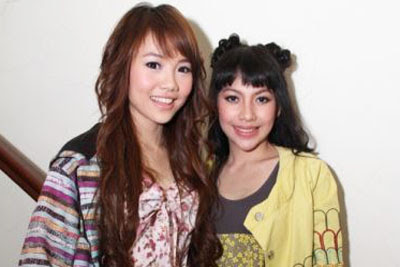 Foto Hot Keiza dan Stefani Personel Baru Cherry Belle 2012