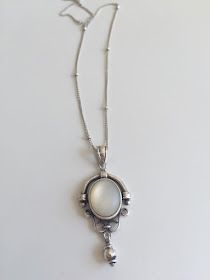 collier pierre de lune