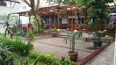 Desain Taman Sekolah Sederhana 