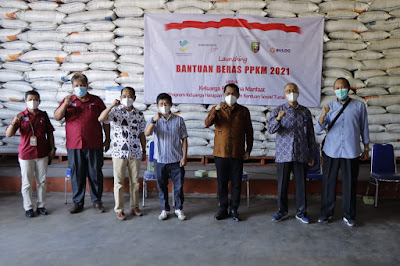 Pemprov dan Bulog Lampung Luncurkan Program Bantuan Beras PPKM 2021