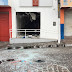 TRIO SUSPEITO DE EXPLODIR CAIXA ELETRÔNICO EM CUPIRA É PRESO EM CATENDE. SUSPEITOS FUGIRAM EM UMA CAMINHONETE APÓS COMETEREM O CRIME, MAS PERDERAM O CONTROLE DO VEÍCULO E BATERAM NO ACOSTAMENTO DA PE-120.