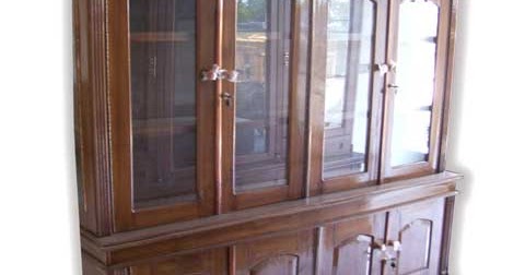  Lemari  kaca  pajangan kayu jati 4 pintu Allia Furniture