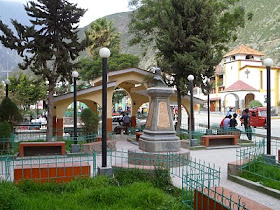 Churins Plaza de Armas