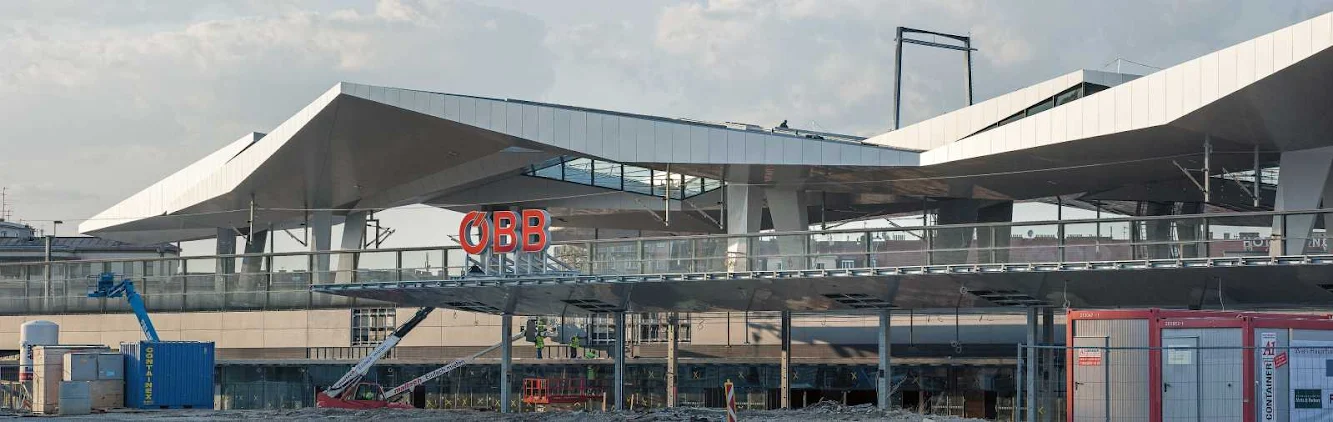 Vienna Central Station by Theo Hotz