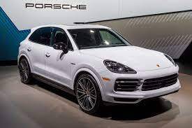 Optez pour la Porsche Cayenne © image libre de droits Google