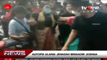 Ibu Brigadir J Histeris Berteriak Pilu Memanggil Istri Ferdy Sambo: "Putri, di Mana Kau?"  