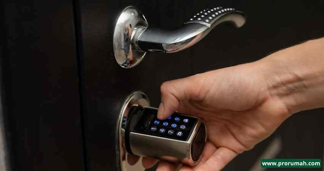 Pintu Smart Door Lock yang Berbasis Kode