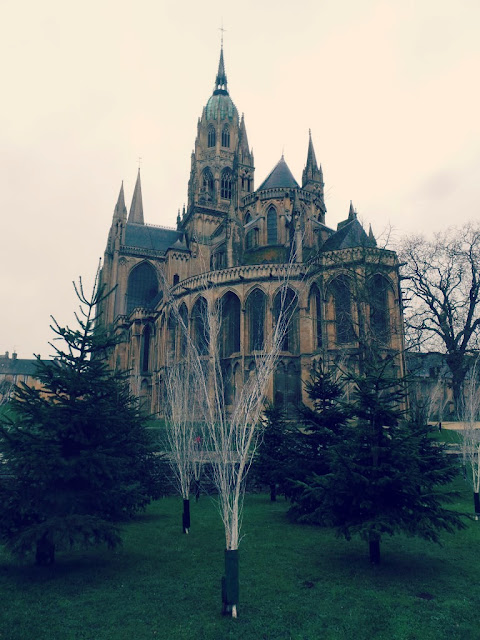 Normandie Bayeux plages du débarquement cathédrale tapisserie chambre d’hôtes La Tour Louise