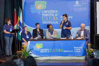 Na abertura da 4ª Conferência Municipal de Cultura: Marilu Andrasan - presidente do Conselho Municipal de Políticas Culturais, Bruno Lourenço – secretário de Cultura de Magé, Edu Nascimento – coordenador do Escritório do Ministério da Cultura no Rio de Janeiro, Cléo Jordão – secretária de Cultura de Teresópolis, Vereador Paulinho Nogueira