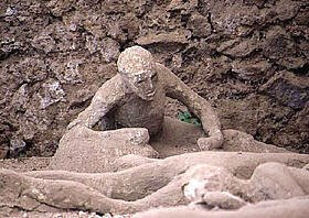 KOrban+Pompeii Telapak Kaki Manusia Berusia 40000 Tahun Dapat Menuliskan Sejarah Baru