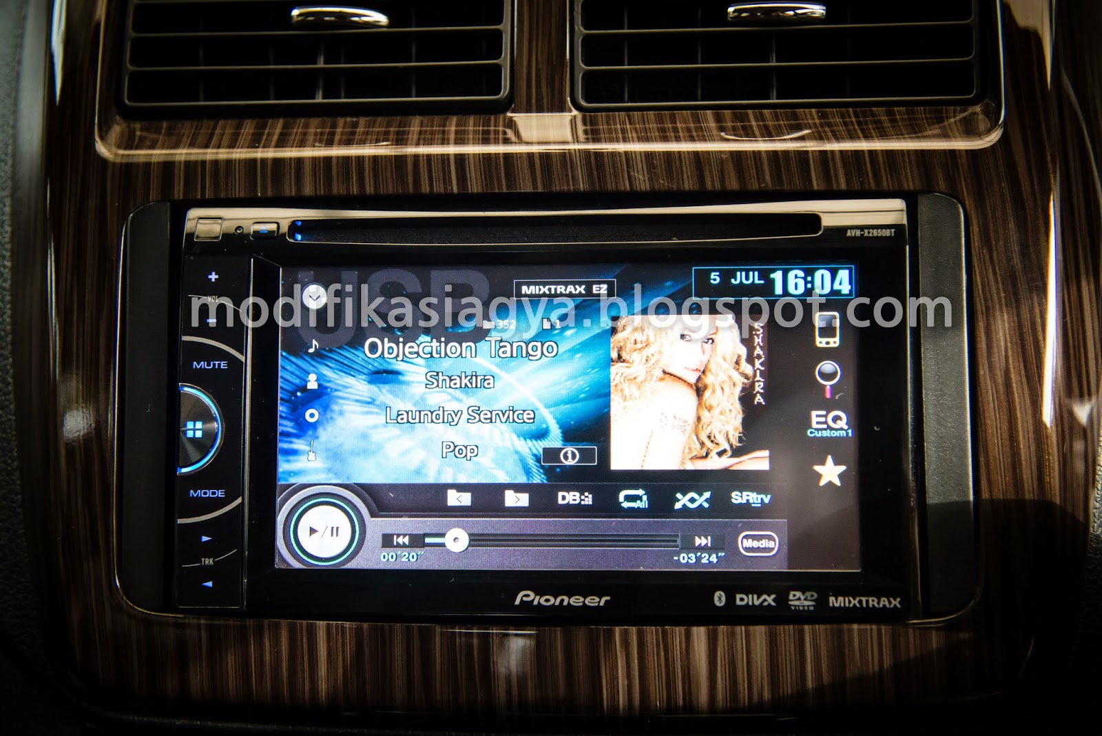 Modifikasi Toyota Agya Modifikasi Audio Video System Agya