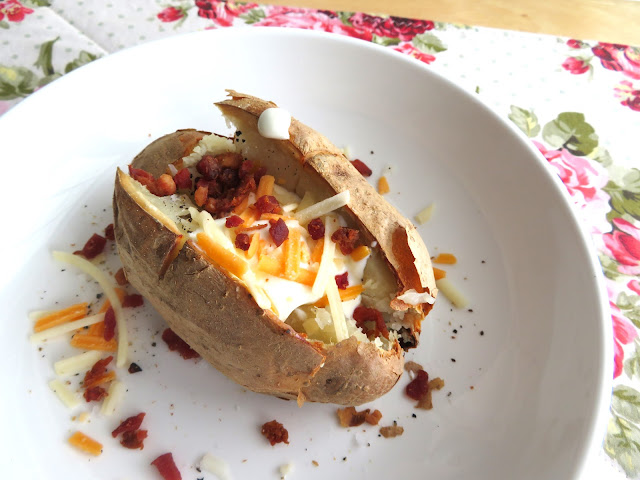 English Jacket Potatoes