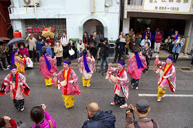 dance while riding hobby horses