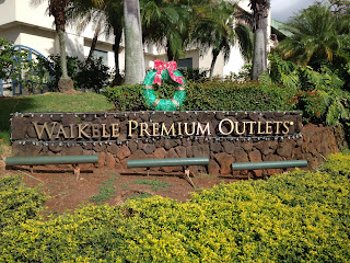 ハワイ Waikele Premium Outlets 外観02