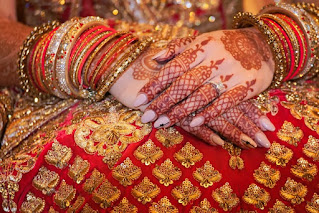 Indian bride's wedding mehndi image