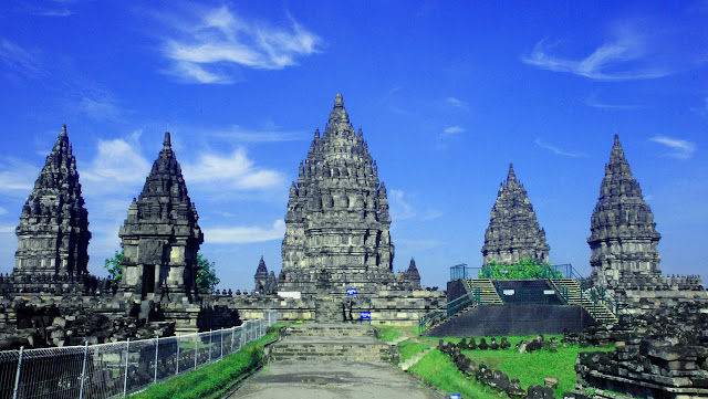 Obyek Wisata Candi Prambanan Yogyakarta