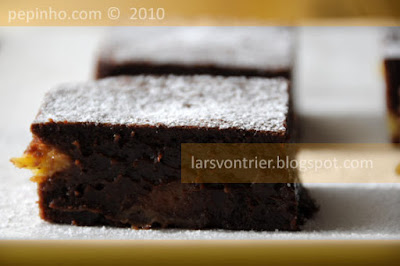 Brownie de plátano (con plátano confitado)