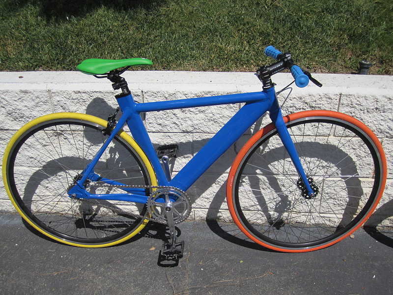 Modifikasi Sepeda Fixie  Full Color Modifikasi Sepeda Fixie 
