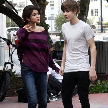 justin bieber y selena gomez. selena gomez y justin bieber.