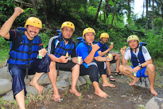 rafting in the rain