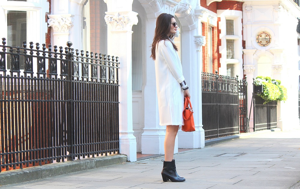 peexo-fashion-blogger-wearing-all-white-stripes-coord-and-longline-blazer-and-orange-bag