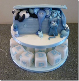 toy-box-and-and-present-cakes