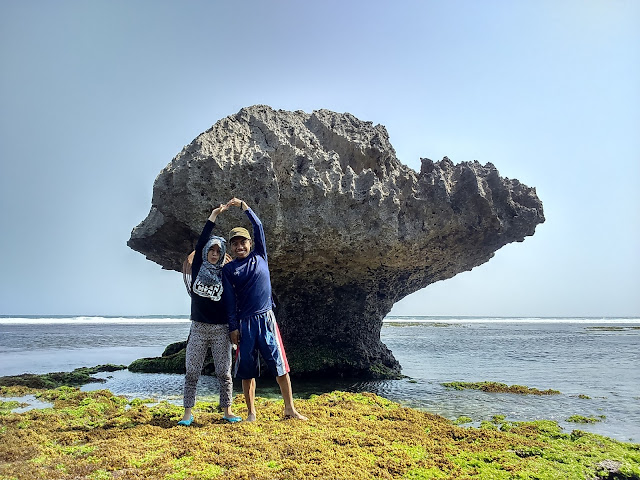 Pantai Drini Watu Payung Gunung Kidul Yogyakarta 