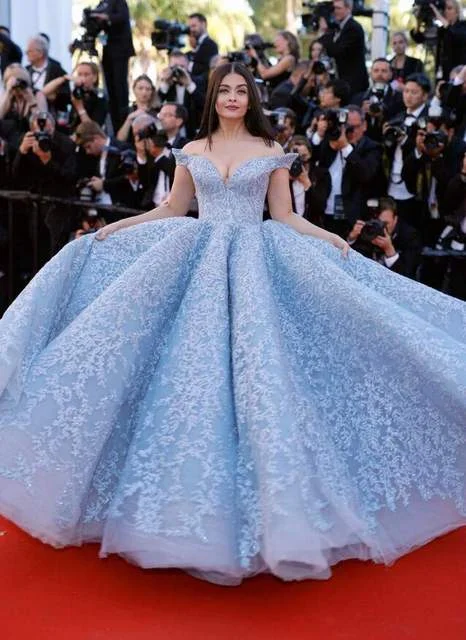 Aishwarya bachchan at cannes film festival on red carpet images 2017