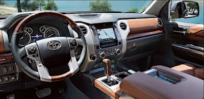 New Toyota Land Cruiser 2016 dashbord Hd Images