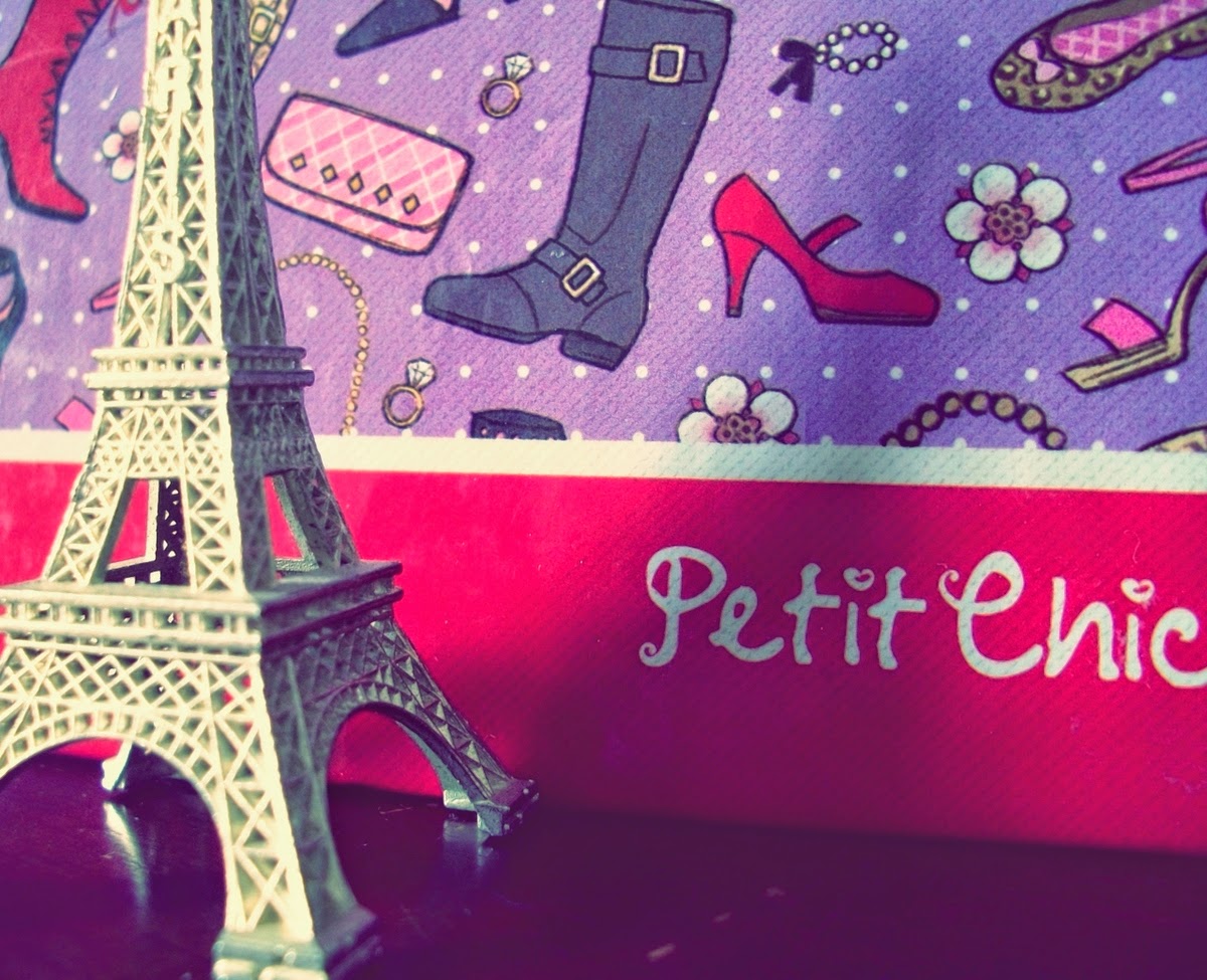 Gambar Paris Lucu Warna Pink Ratuhumor