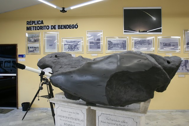 Antares constata queda de meteoritos em Feira