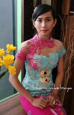 20+ Model Baju Kebaya Bali Modifikasi Modern 2018, Update 