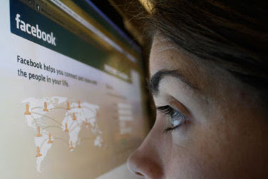 Facebook For Fifty Minutes a Day: Is It Worth It?